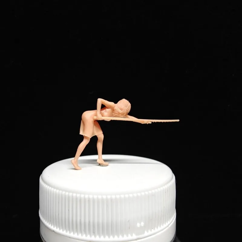 1/64 Scale Miniature Pool Player Snooker Billiard Figure, High Precision 3D White Model for Car Diorama Accessories