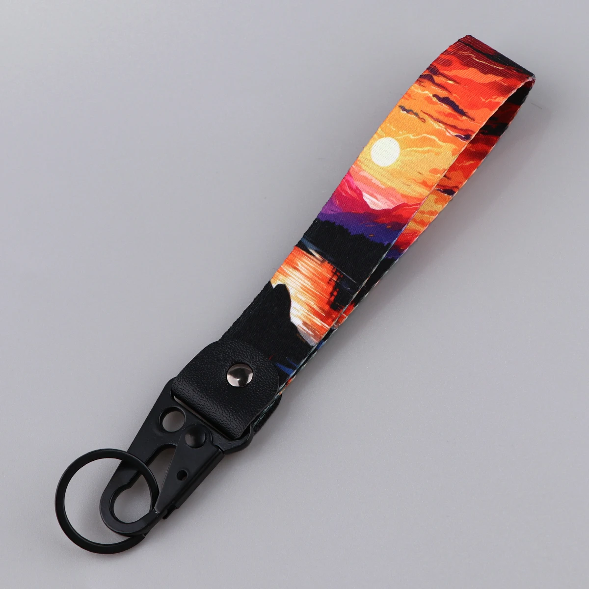 

Beautiful Sunset Short Lanyard Key Fobs Holder Eagle Beak Keychain Car Motorcycle Pendant Key Ring Jewelry Accessories Gifts