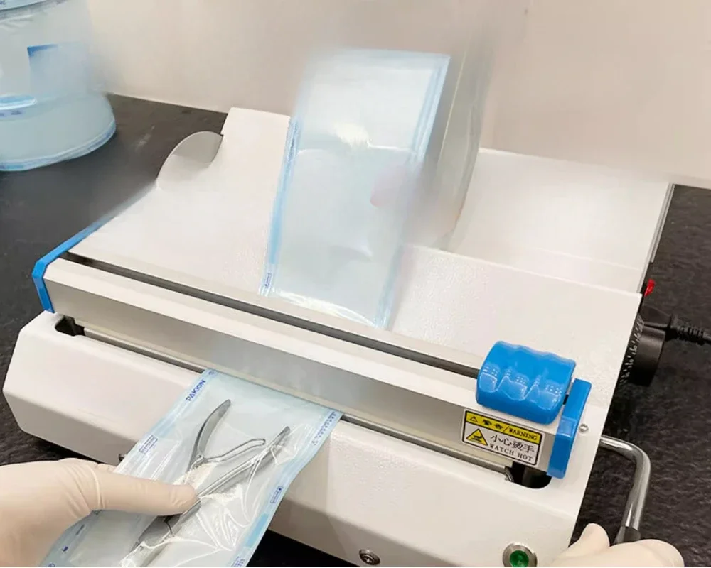 

high quality Oral sealing machine, disinfection bag sealing machine, oral material, oral disinfection bag packaging machine