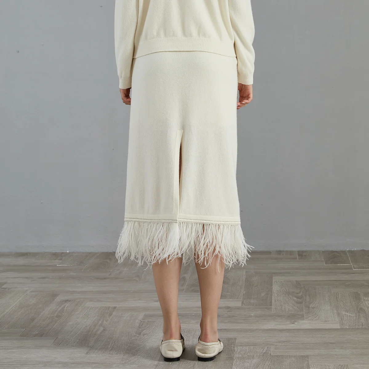BC758 High quality luxury women\'s  100% cashmere ostrich feather tassel trimmed midi skirt