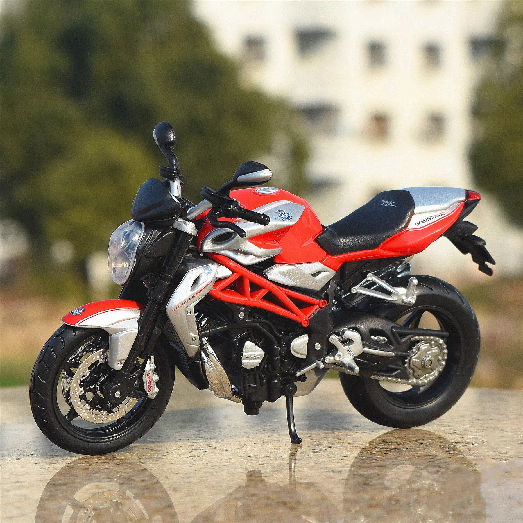 Maisto 1:12 MV Agusta Brutale 1090RR Alloy Motorcycle Model Diecast Metal Toy Motorcycle Model Simulation Collection Kids Gifts