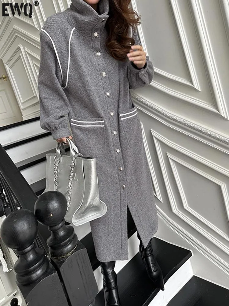 [EWQ] French Elegant Long Knit Dress Single Breasted Turtleneck Contrast Colors Casual Women Dresses 2025 Winter New 16O3783