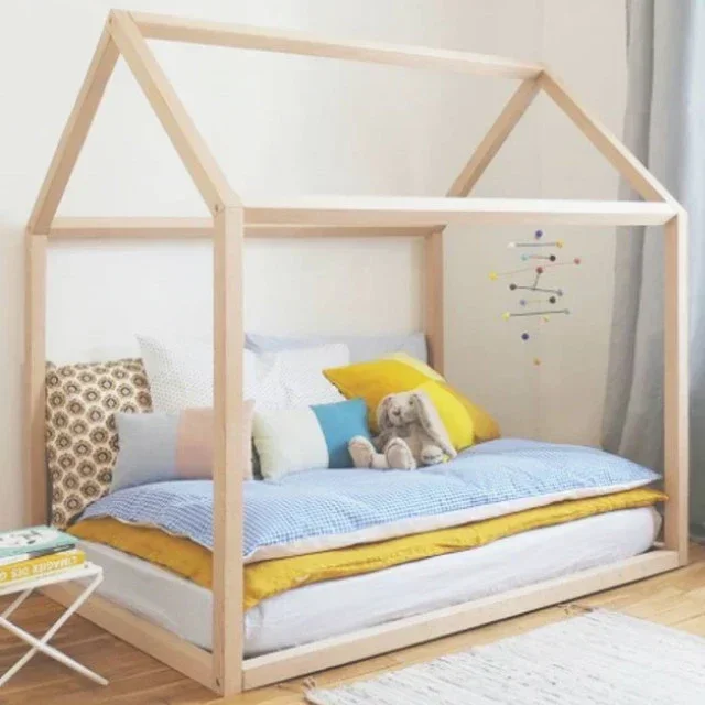 Instalação Wooden House for Kids, Cama para quarto infantil