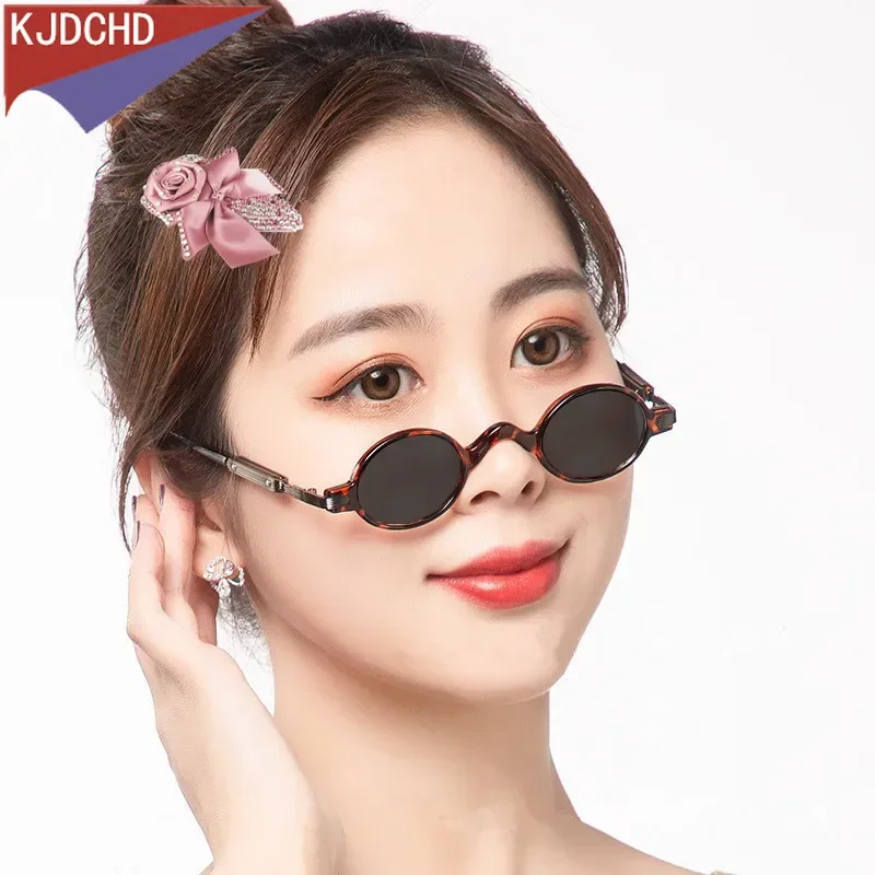 2024 New Personality Round Frame Elderly Sunglasses Color Changing Reading Glasses Men and Women Business Glasses