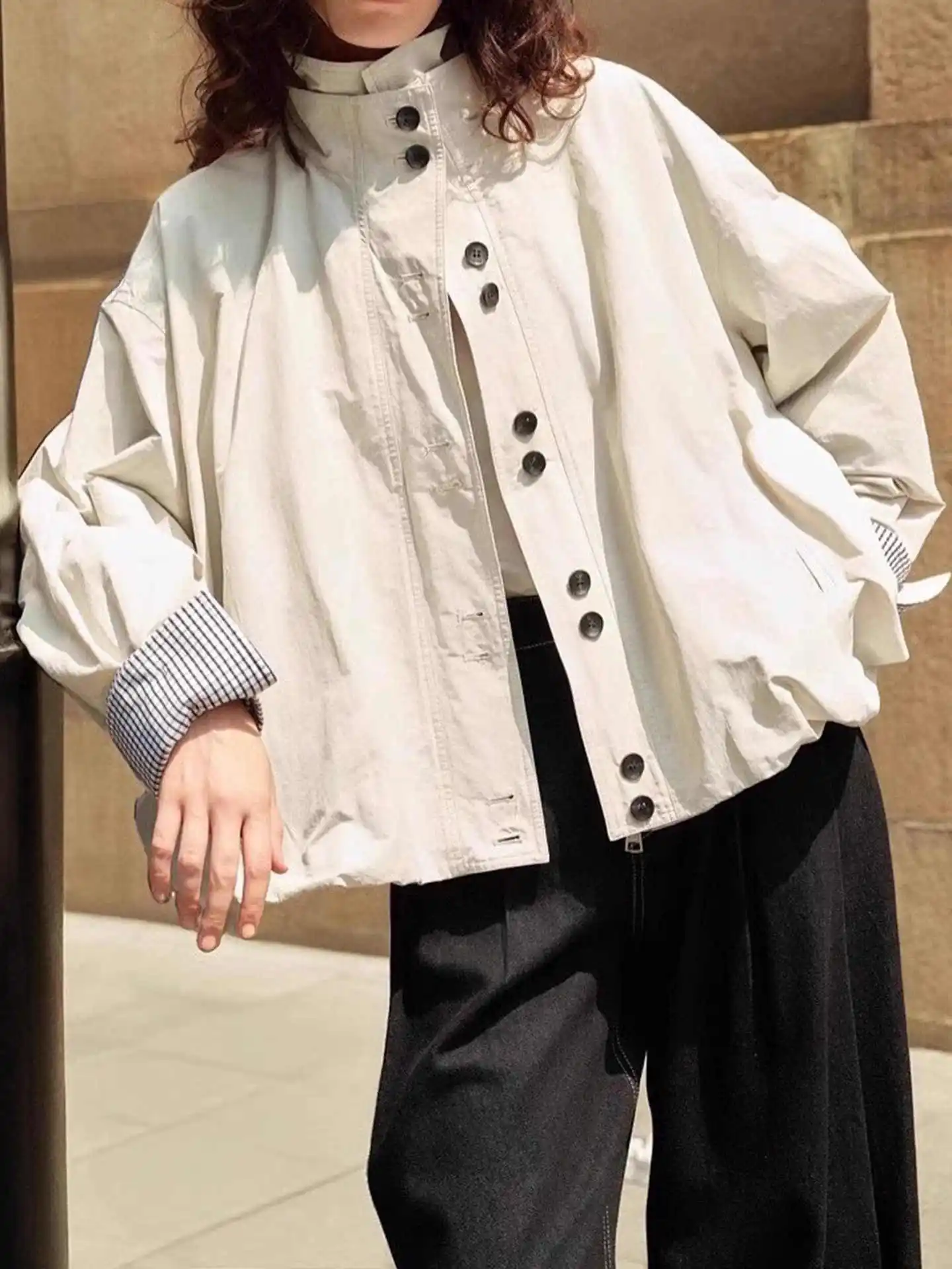 

Casual Flower Bud Short Jacket For Women In Autumn 2025, New High-End Workwear, Fashionable And Loose Commuting Top