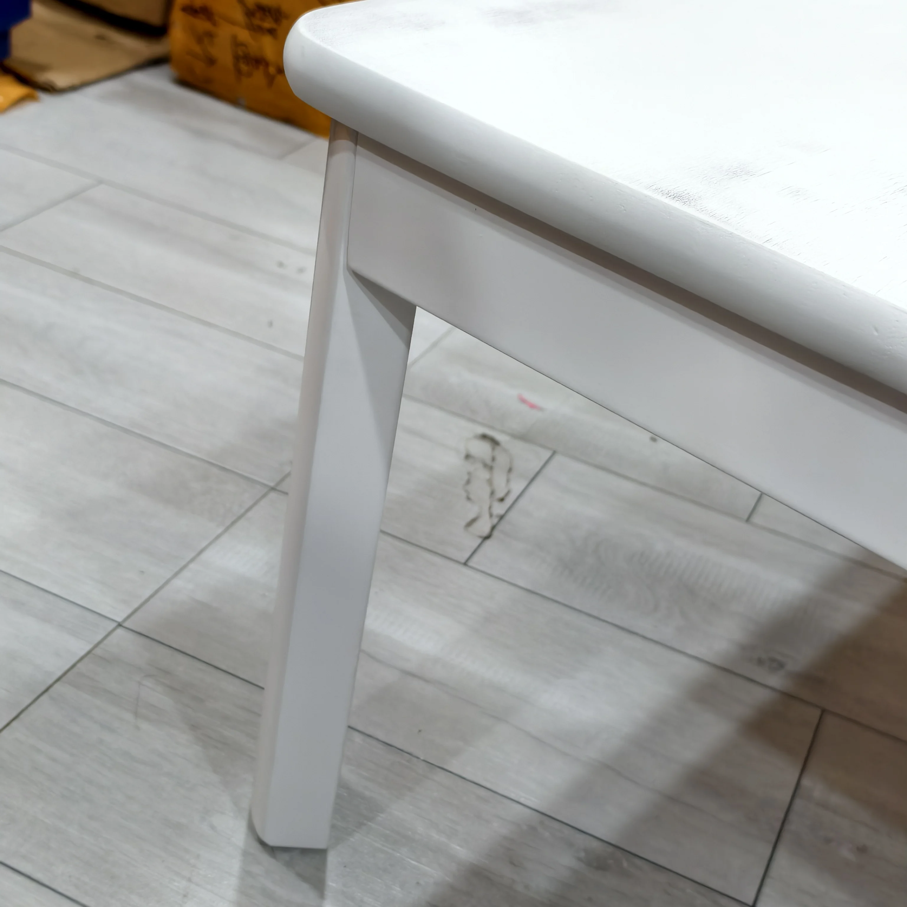 Mesa y tamaño: 75 * 75 * 38CM