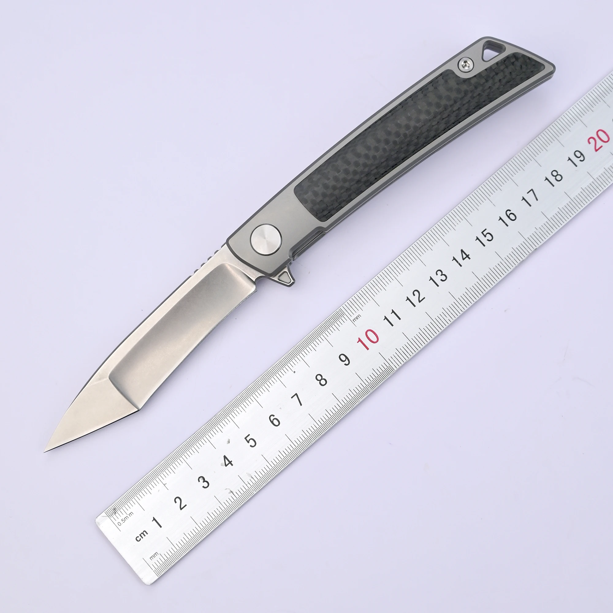 

【 Suit thug 】 M390 high hardness sharp titanium frame carbon fiber patch handle fruit knife pocket knife