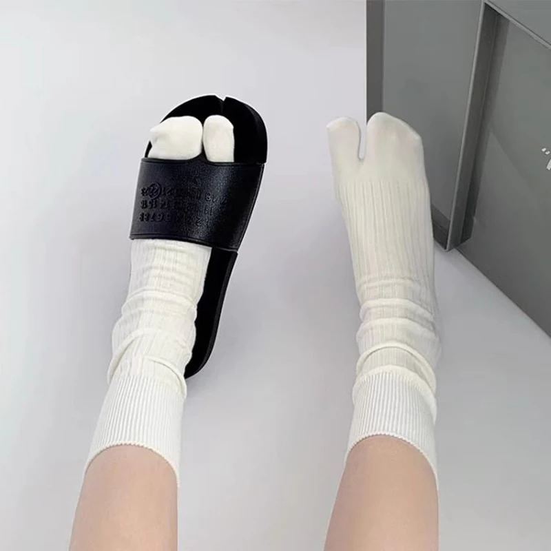 Individual Tabi Fashionable Split Toe Socks Pig Trotters Socks Cotton Stripe In Tube Socks Two Toed Calf Socks Loose Clog Socks