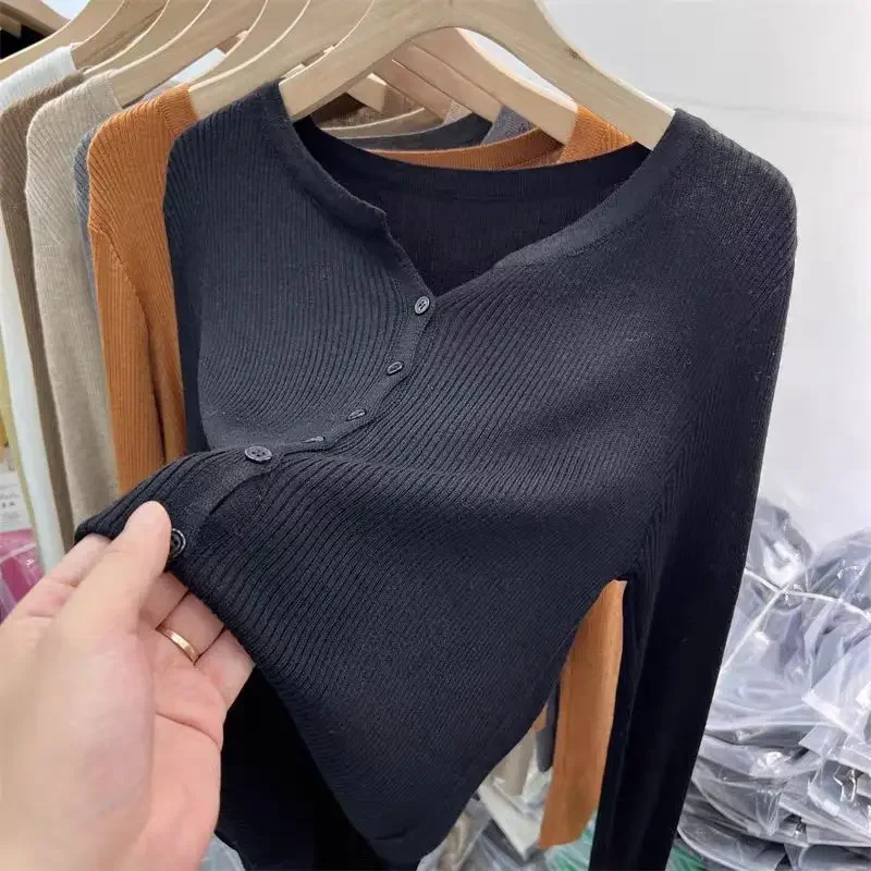 เสื้อไหมพรมคอโอแฟชั่น เสื้อสเวตเตอร์ถักสำหรับผู้หญิง เสื้อคลุมแขนยาวสีขาว เสื้อคาร์ดิแกนผู้หญิง เสื้อผ้าผู้หญิง Q1072