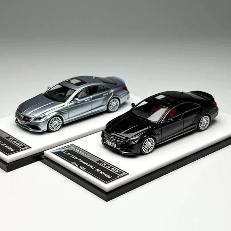 Mortal Diecast 1:64 Scale AMG CLS63 4MATIC Alloy Model Simulation Decoration Hobbies Souvenirs Gifts Collection Static Display