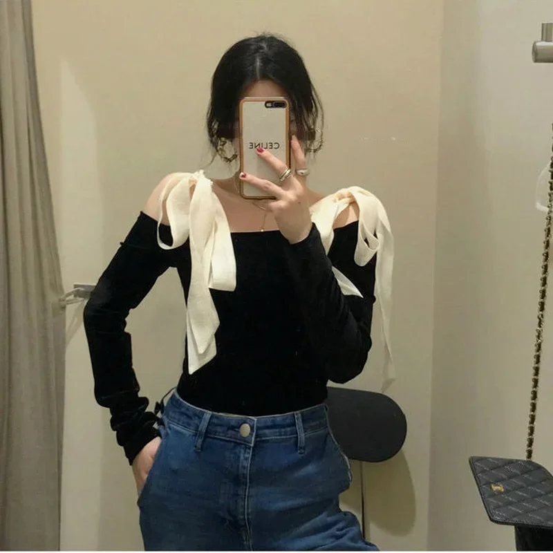 T-shirts Women Golden Velvet Black Off Shoulder Long Sleeve Slim Autumn Fashion Slash Neck Vintage Bow Solid Elegant Design Chic
