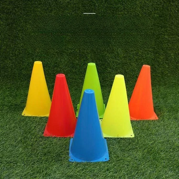 

Conical Obstacle Marking Buets Triangular Pyrd Training Cones Fooall Baskeall Sports Fitn Training Aids Markers