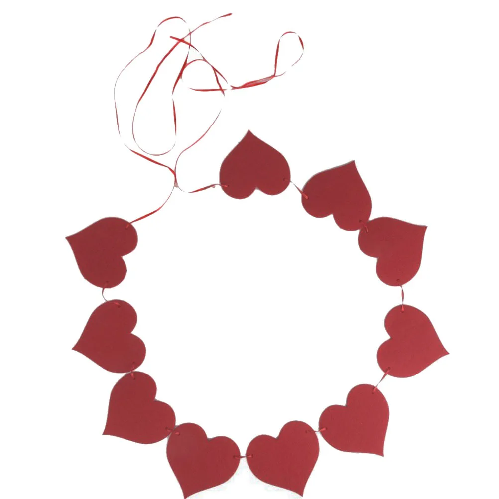 

Red Heart Bunting 10x10cm Felt Flag Garland 28M Long for Wedding Christmas Party Festival Decorations Indoor Outdoor Use