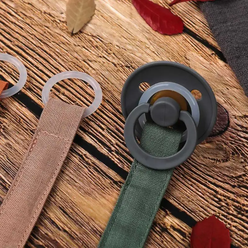 New Practical Nipple Holder Cotton Linen Baby Pacifier Clip Chain Linen + Metal Elegant Nipple Leash Strap Lovely Color