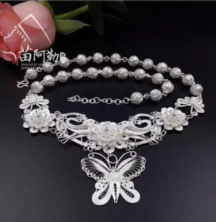 

Chinese Miao Handmade Brushed Bird Songs and Floral Fragrance 999 Sterling Silver Necklace