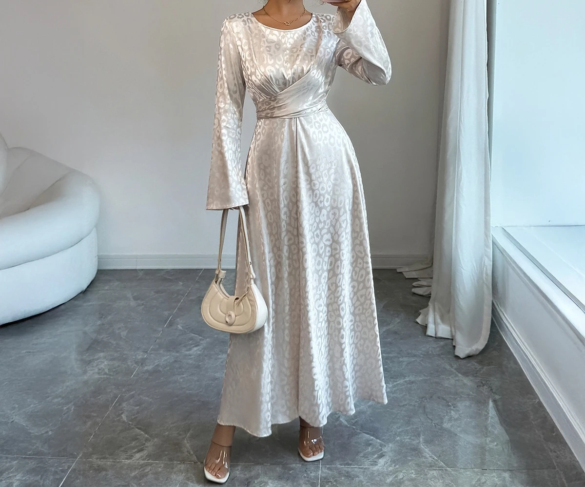 

2025 Autumn and Winter Elegant Style Long Sleeved High Waisted Long Skirt Dress for Women's Wear