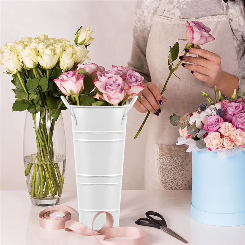 ABJN-Cubos de flores blancos, 6 piezas de jarrones de metal galvanizado de 9,8 "de alto con revestimiento impermeable, cubos de flores de estilo francés