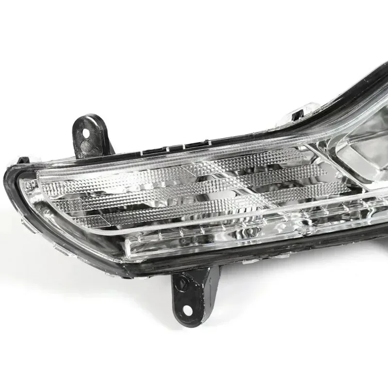 جديد سيارة الهالوجين أضواء الضباب المصابيح الأمامية DRL مصابيح القيادة دون ضوء لمبة أضواء الضباب للهروب كوغا 2013 2014 2015 2016