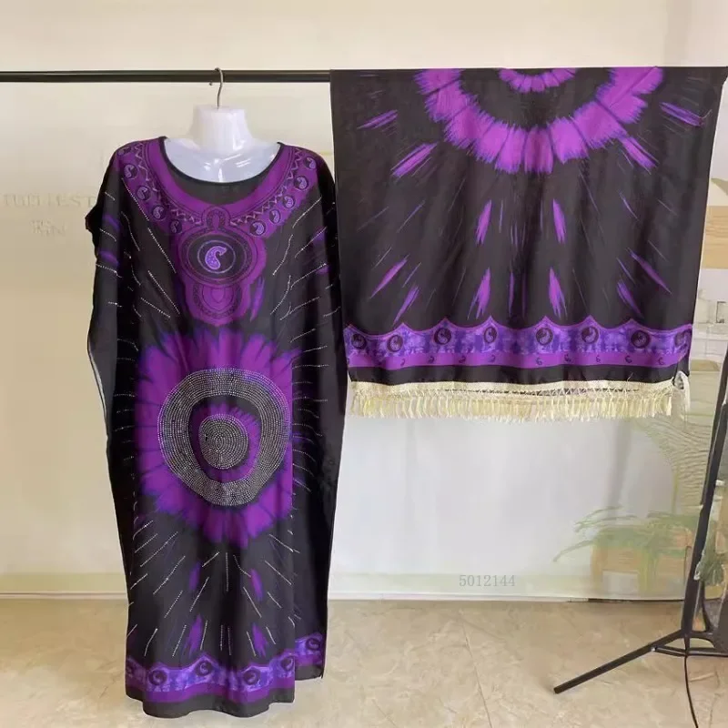 Plus Size Boho Beach Cover up Wide Off-Shoulder Kimono Floral Print Rayon Robe com Lenço de franjas anexadas para mulheres