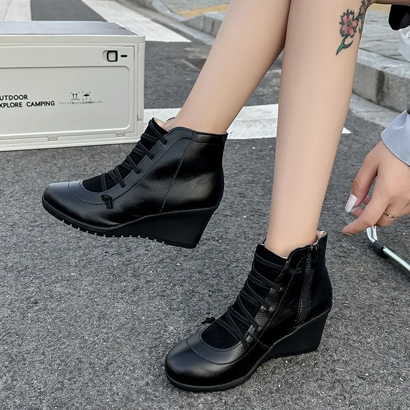 

Women Ankle Boots Retro Wedges Sport Running Women's Shoes Autumn 2025 Casual Snow Work Botas High Heels Chelsea New Goth Shoes