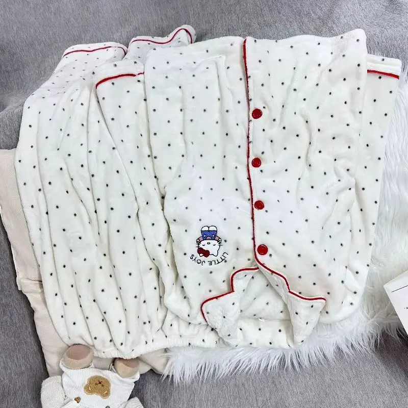 

Пижамы, милый утепленный зимний комплект домашней одежды «Hello Kitty», брючный костюм с длинными рукавами, коралловый бархат, мягкая верхняя одежда для студентов