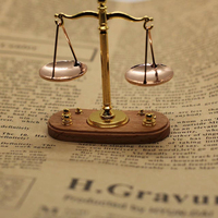 Mini Vintage Balance Scales Ornament Miniature Accessories Antique Justice Scale Model Exquisite Home Decoration Kids Gift