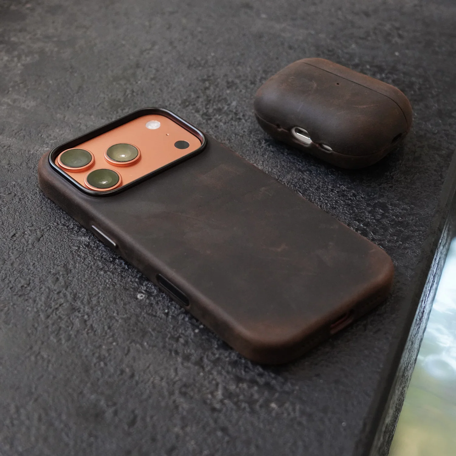 Italian Crazy Horse Genuine Leather Case for AirPods Pro 3＆2 Luxury Cases  Wireless Bluetooth Headset Cover