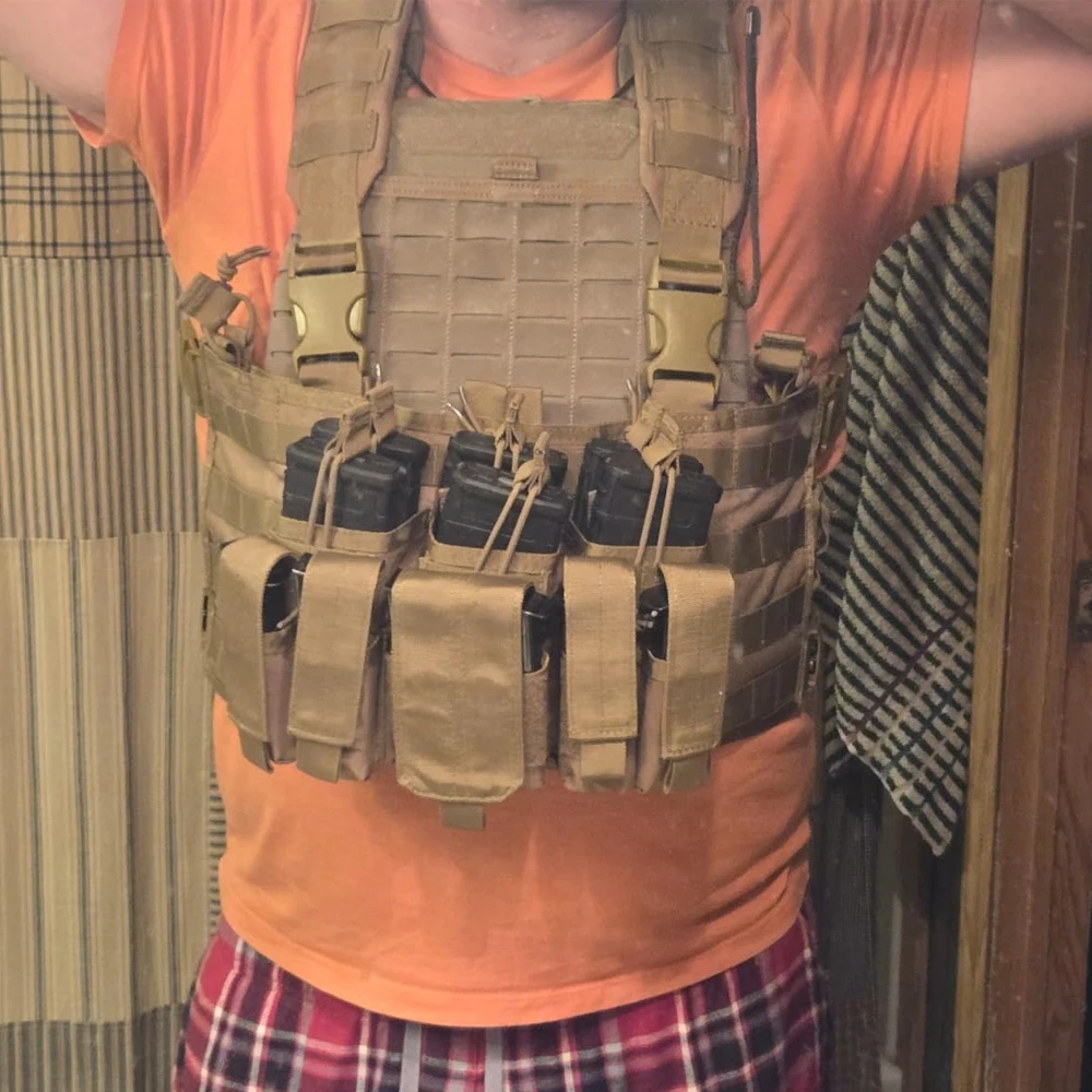 Tactical Recon Chest Rig Padded cross-back shoulder strap 3 built in stacker/kangaroo style mag pouch hook and loop Front pocket