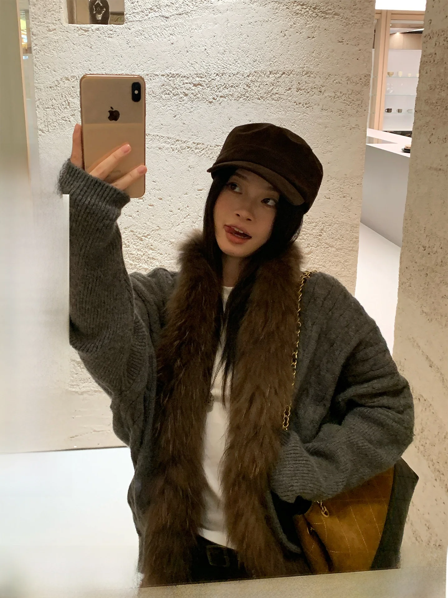 

Мягкий вязаный открытый кардиган с глубокими глазами, женский зимний корейский свободный топ маленького размера, свободный ленивый топ Sui Mu Long Sve, обычная длина