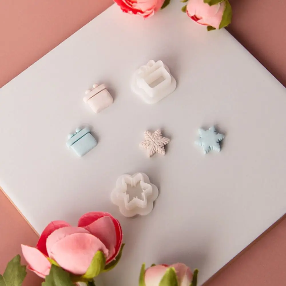 10PCS Geprägte Form Weihnachten Polymer Clay Cutter Form Handgemachte Weihnachten Hut Schmuck Machen Form Weihnachten Baum Schneemann