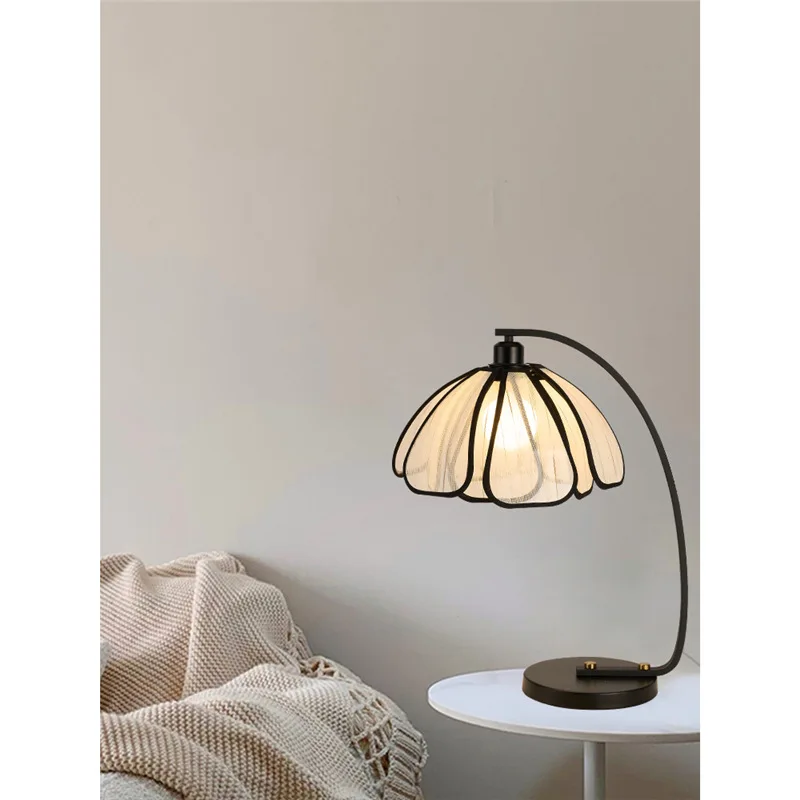 

Petal table lamp Nordic designer personalized fabric rental ambient light bedroom