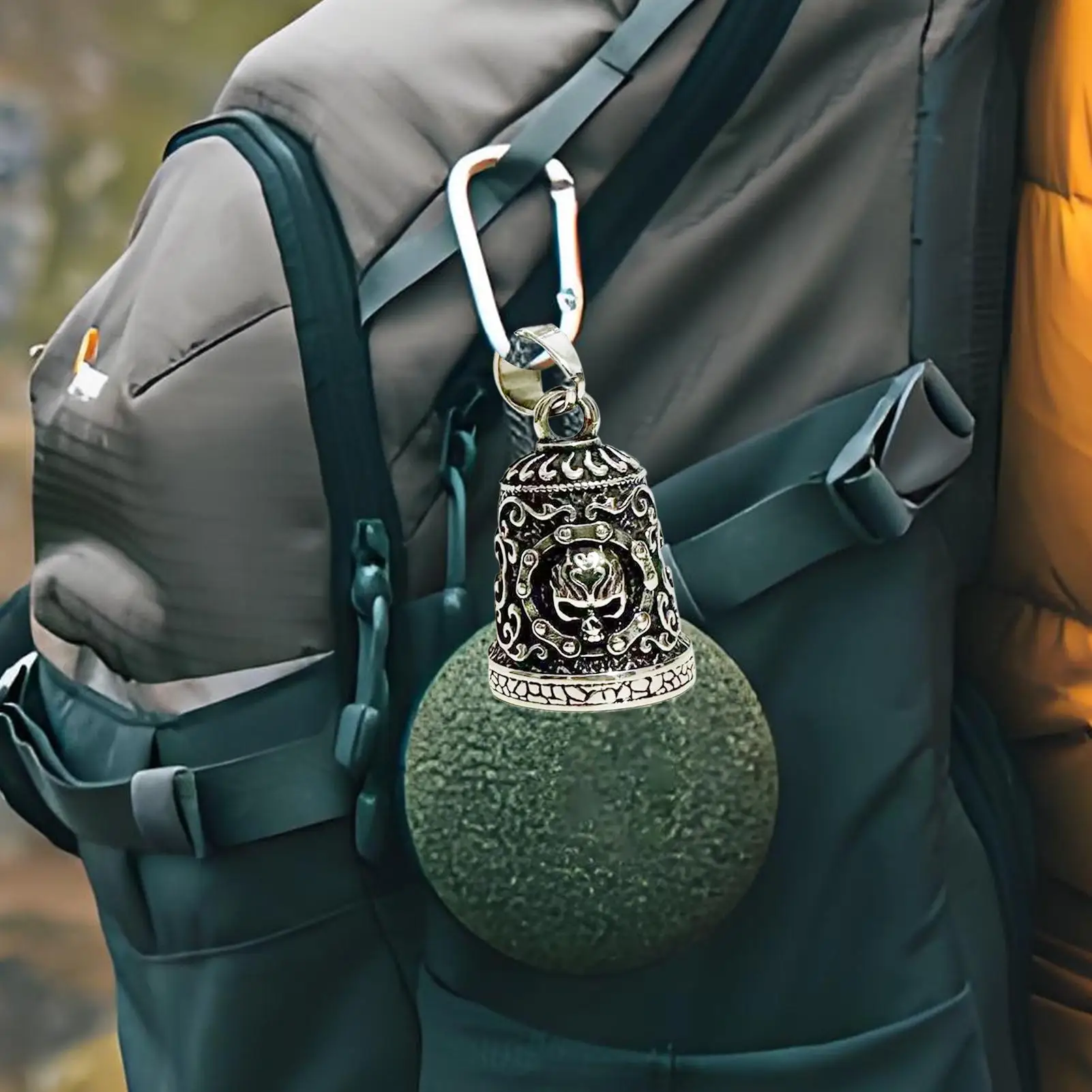 

Мотоциклетный колокольчик, металлический мотоциклетный череп, подвеска, всепогодный винтажный байкерский кулон, брелок для ключей, аксессуары для снаряжения для верховой езды для мужчин