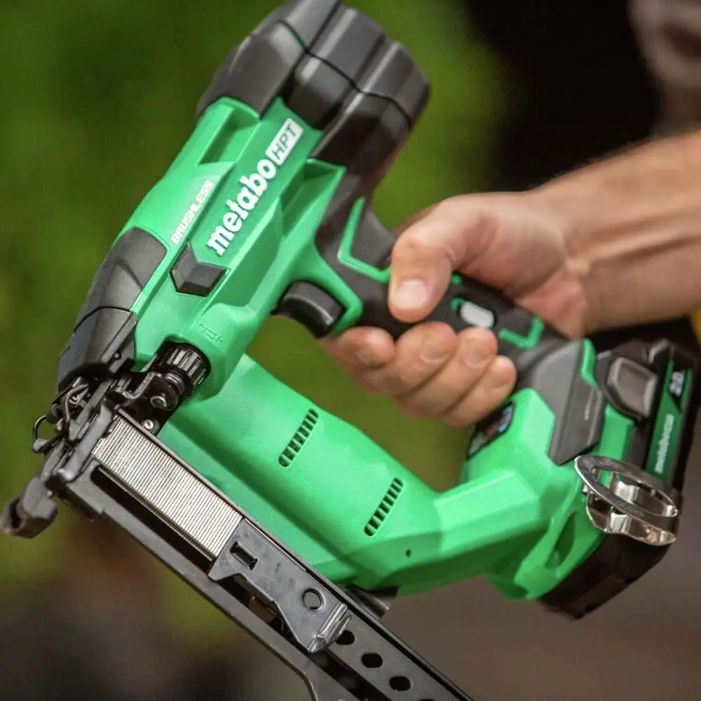 18V MultiVolt™ Cordless Stapler | Tool Only - No Battery | 1/4-Inch 18-Ga Narrow Crown | Accepts 1/2-Inch up to 1-1/2-Inch