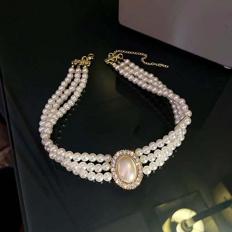 Multi-layer Pearl Inlaid Diamond Necklace Collar Clavicle Chain Design Sense Net Red Rhinestone Short Necklace Korean