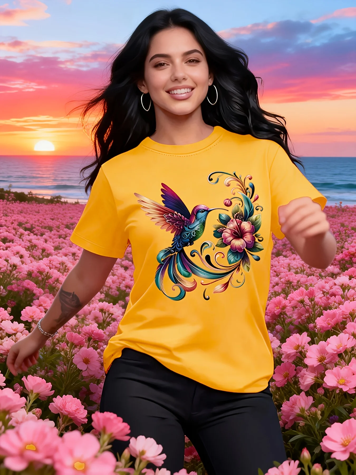 Colorful Bird and Flower Pattern Round Neck Round Neck T-shirt for Women's Casual Fashion Top Suitable for Outdoors and Indoors