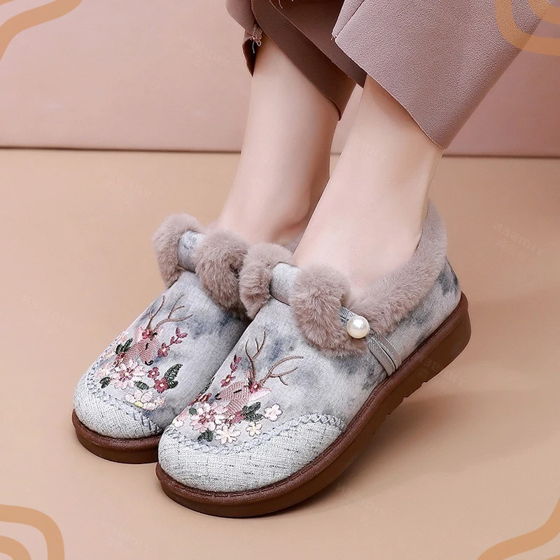 Retro Women's Shoes Exquisite Embroidery Plush Loafers for Woman Comfortable Warm Casual Shoes Designer Shoes Zapatos De Mujer