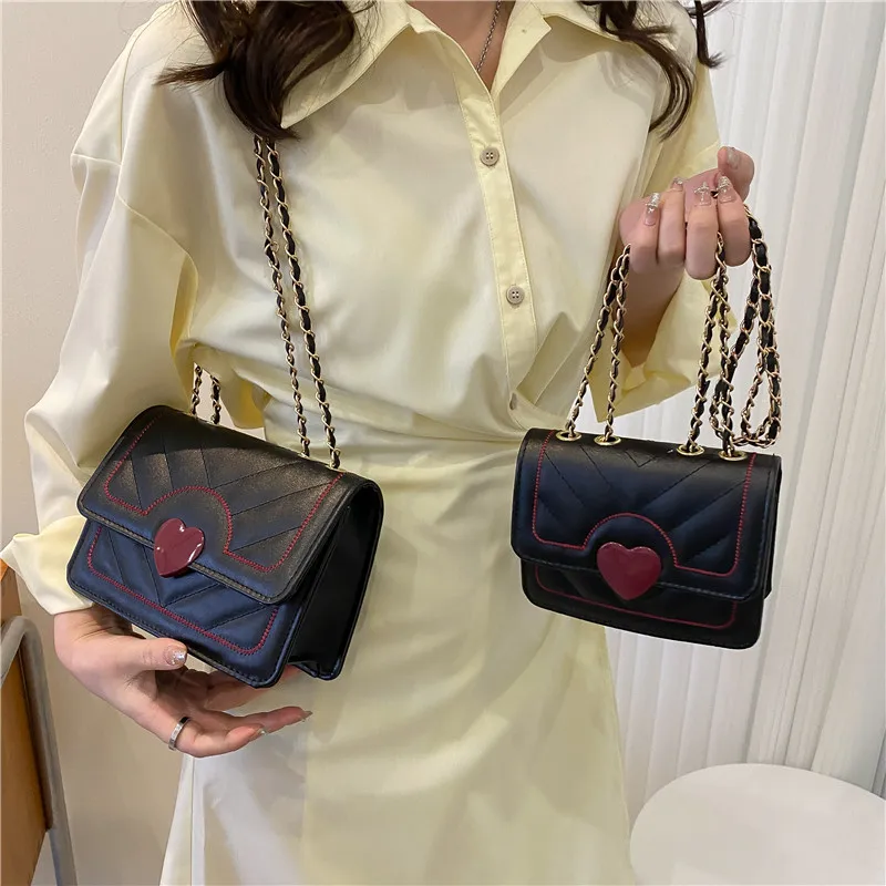 White Mini Love Small Square Bag Bag For Women 2024 New Versatile Crossbody Bag High Quality Texture Chain Chic Shoulder Bags