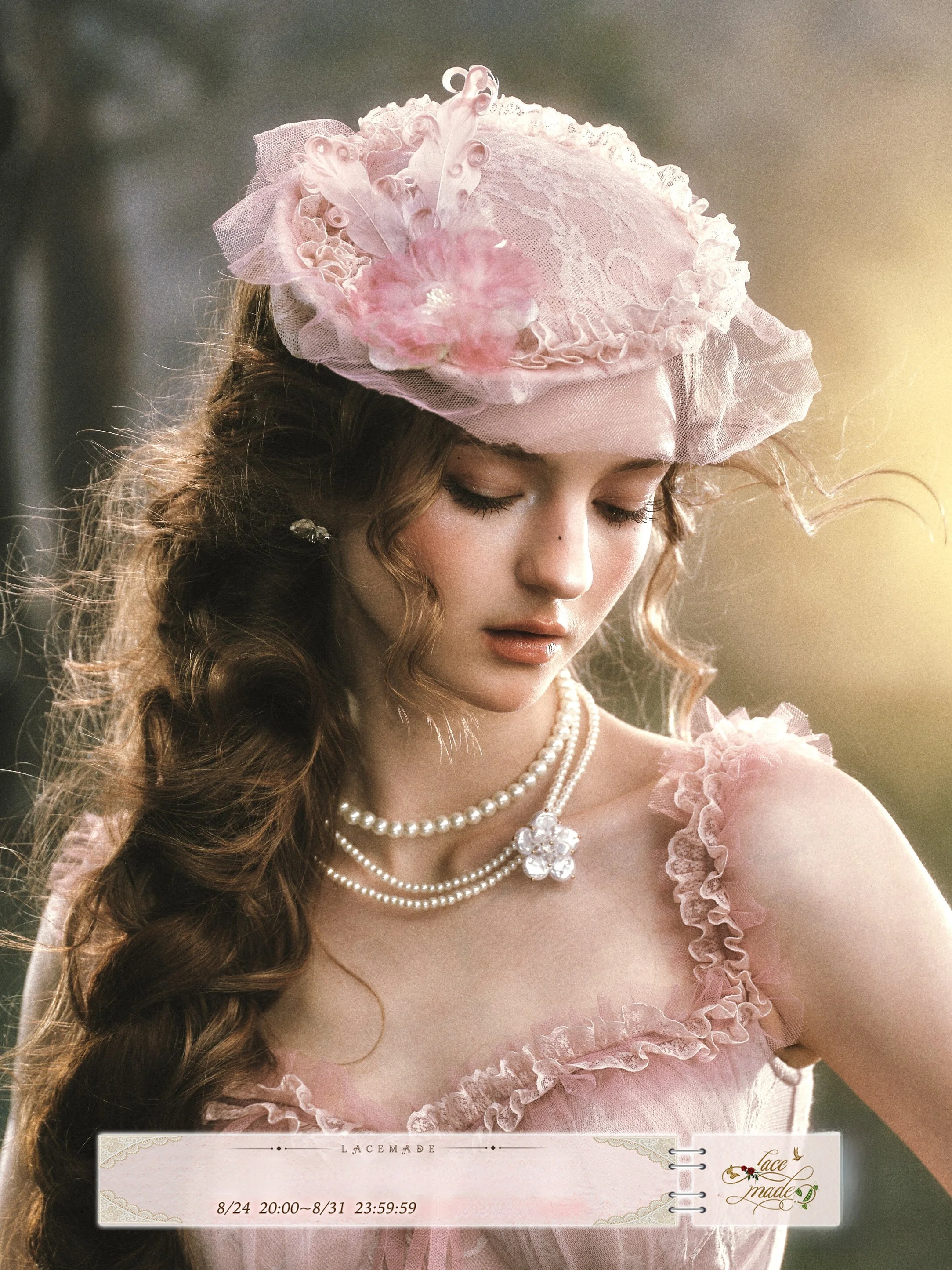 cappello-artigianale-in-pizzo-e-piume-rosa-accessorio-per-capelli-stile-femminile-dolce-cappello-a-cilindro-versatile-accessorio-di-moda-femminile-per-tutte-le-stagioni