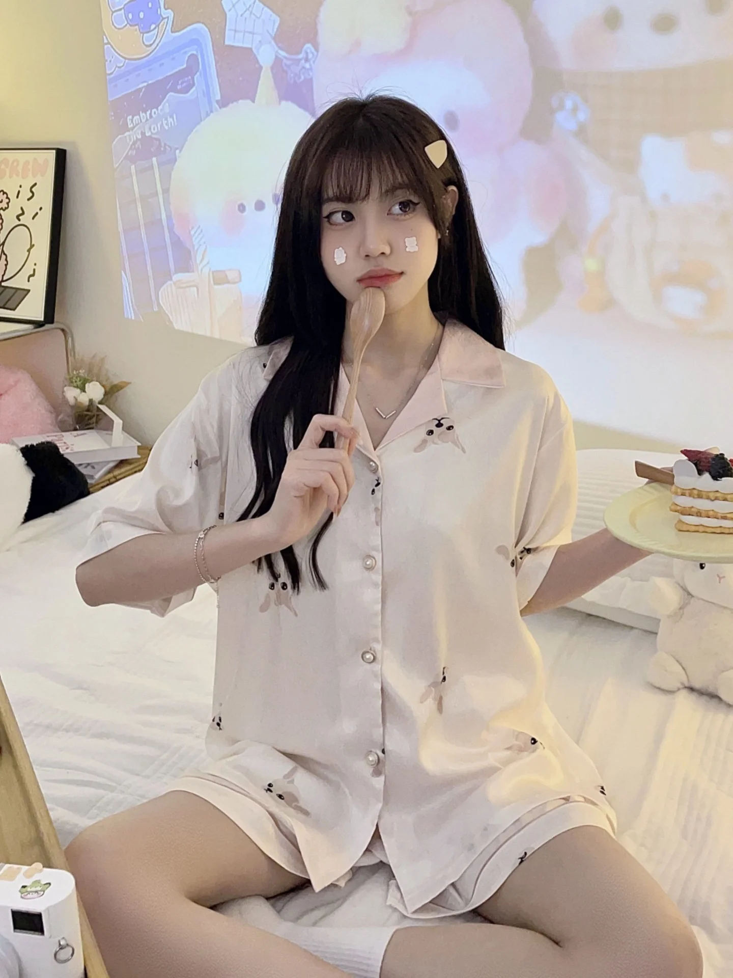 conjunto-de-ropa-de-dormir-de-verano-gpjp-camiseta-de-manga-corta-y-pantalones-cortos-de-seda-helada-estilo-informal-para-el-hogar-puede-usarse-en-el-exterior-conjunto-de-ropa-de-casa-para-chicas