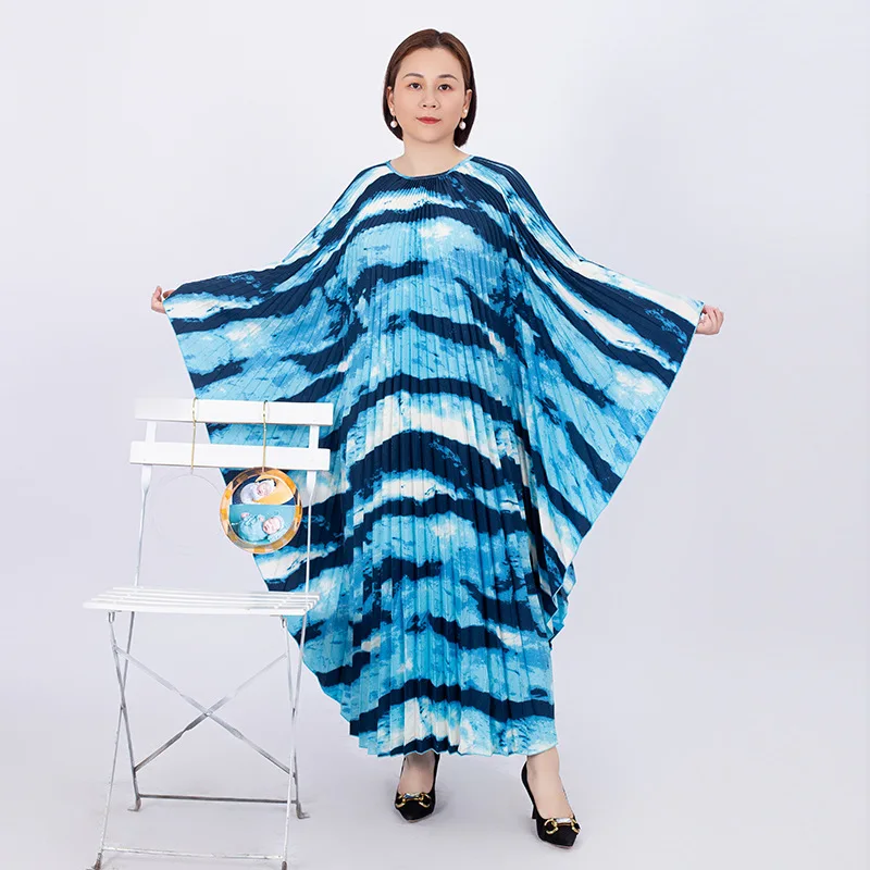 

Miyake Pleated Dress Women 2023 New Print Irregular Round Neck Bat Sleeve Temperament Loose Fashion Women Long Summer Dresses