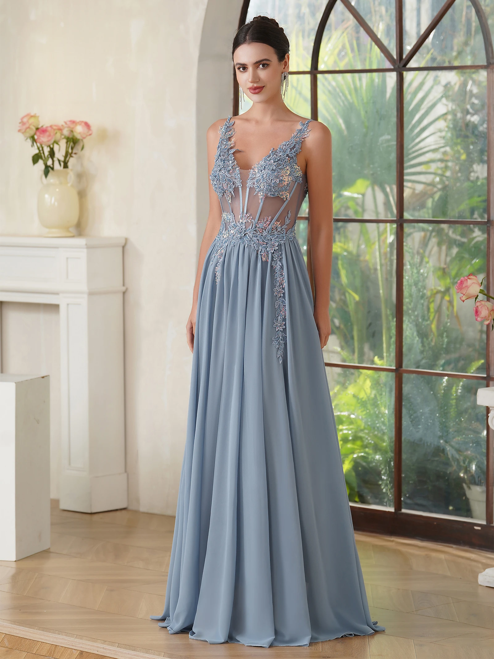 

BABYONLINE Sexy Illusion Evening Dresses Appliques V-Neck Integrated Bodice Backless Prom Gowns Chiffon A-Line Bridesmaid Dress
