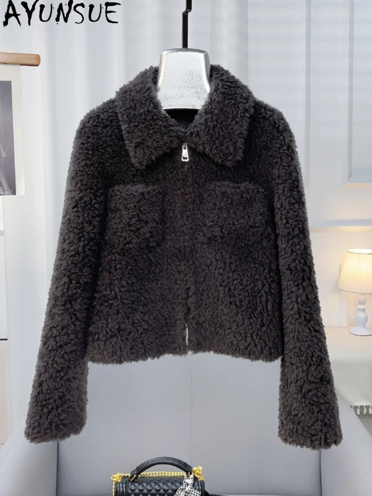 AYUNSUE 100% ขนสัตว์ธรรมชาติแจ็คเก็ตผู้หญิงแฟชั่นสั้นLamb Fur Jacketเสื้อผ้าผู้หญิงElegantใหม่ในOuterwears Ropa Para Mujer