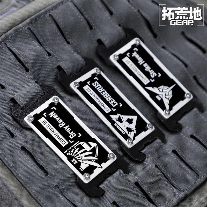 Szary Kruk Karyujący Molle Mark COSPLAY Aluminiowy Plecak Gra Lucia Liv Lee Komandor Prezent dla Fanów Akcesorium