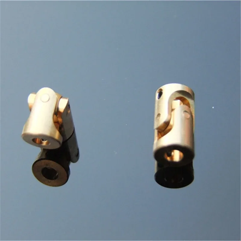 3 มม.ทองเหลืองทองแดง Universal Joint Coupling DIY 1:24 1:18 รุ่นเกียร์เรือเครื่องบิน