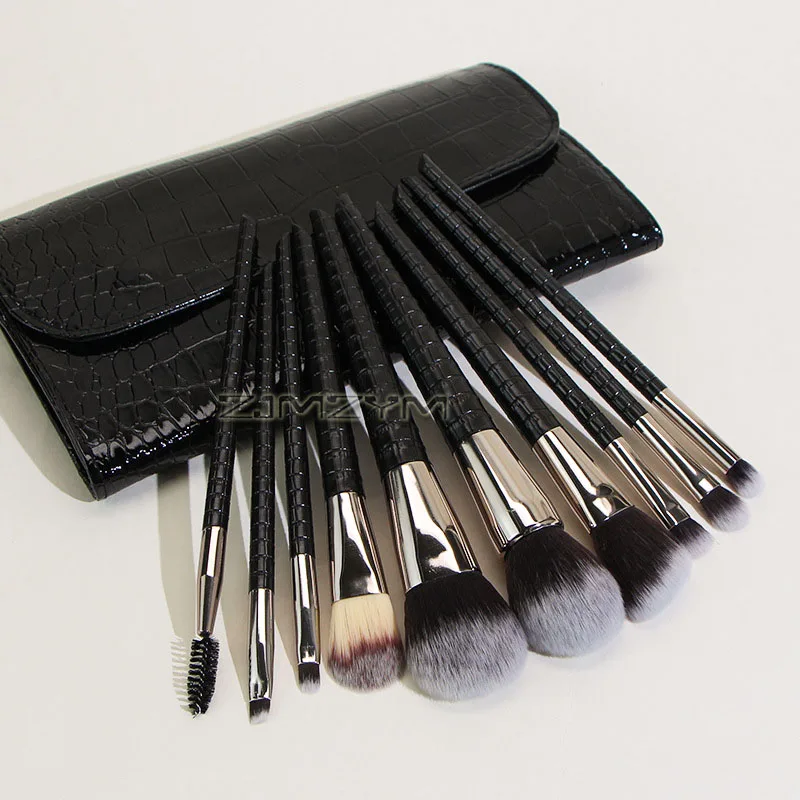 10Pcs Black Makeup Brushes Set with Crocodile Texture Case Soft Synthetic Bristles for Foundation Eyeshadow