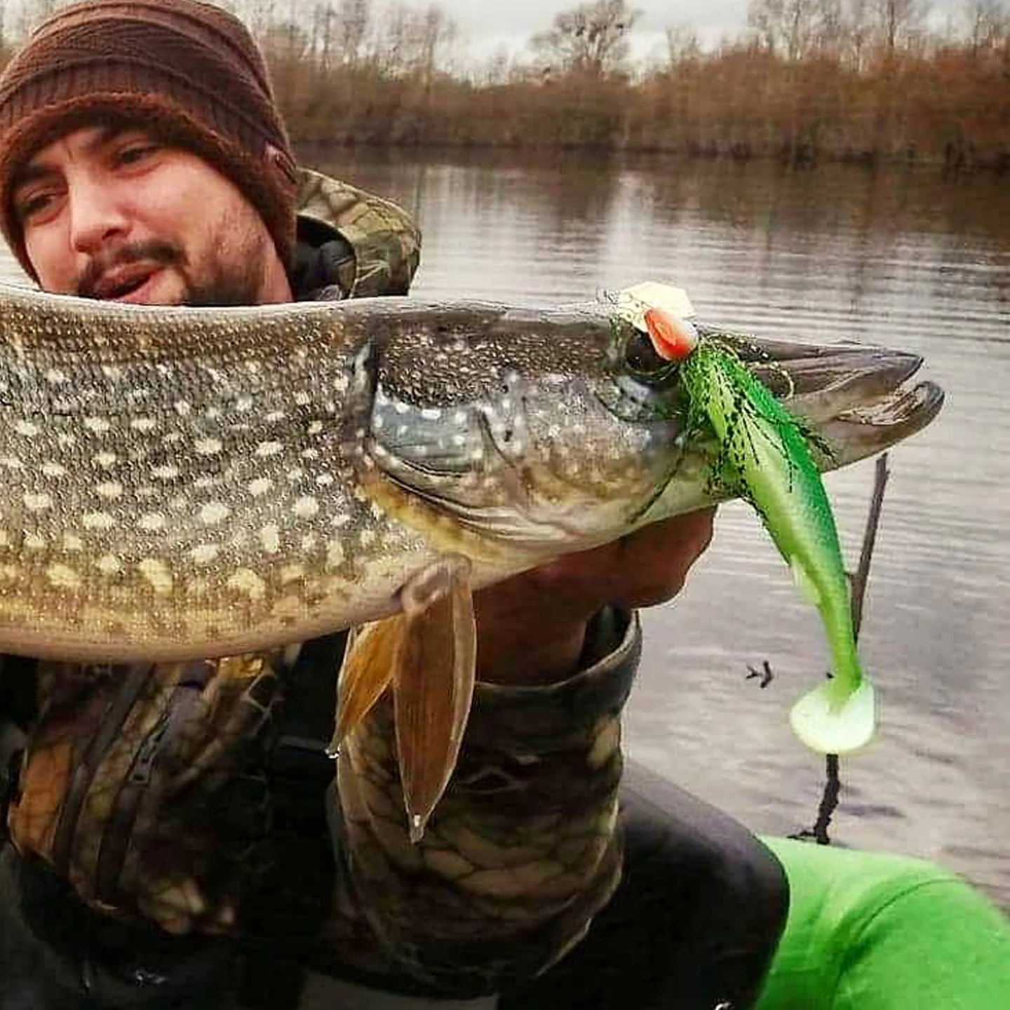 ESFISHING nowa miękka przynęta Shad ponury ogon łopatki 125mm 20g 4 sztuk sztuczna przynęta dla Carp Fishing T Tail jigowanie przynęta