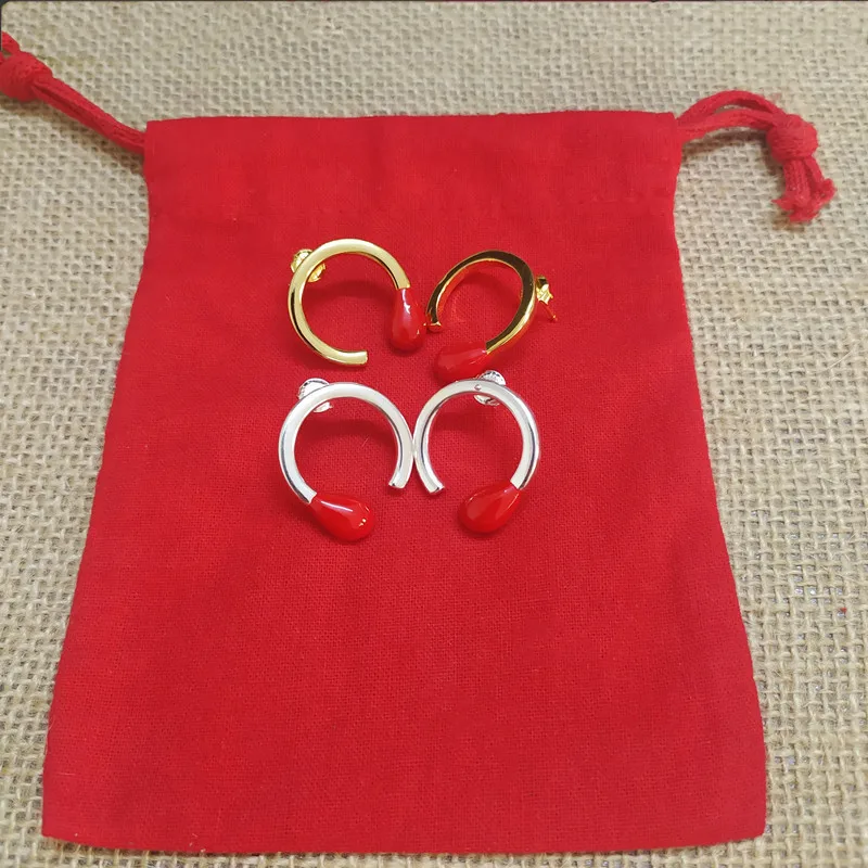 

Новые модные серьги 2026 года, высокое качество, подходят для повседневного и стильного образа.