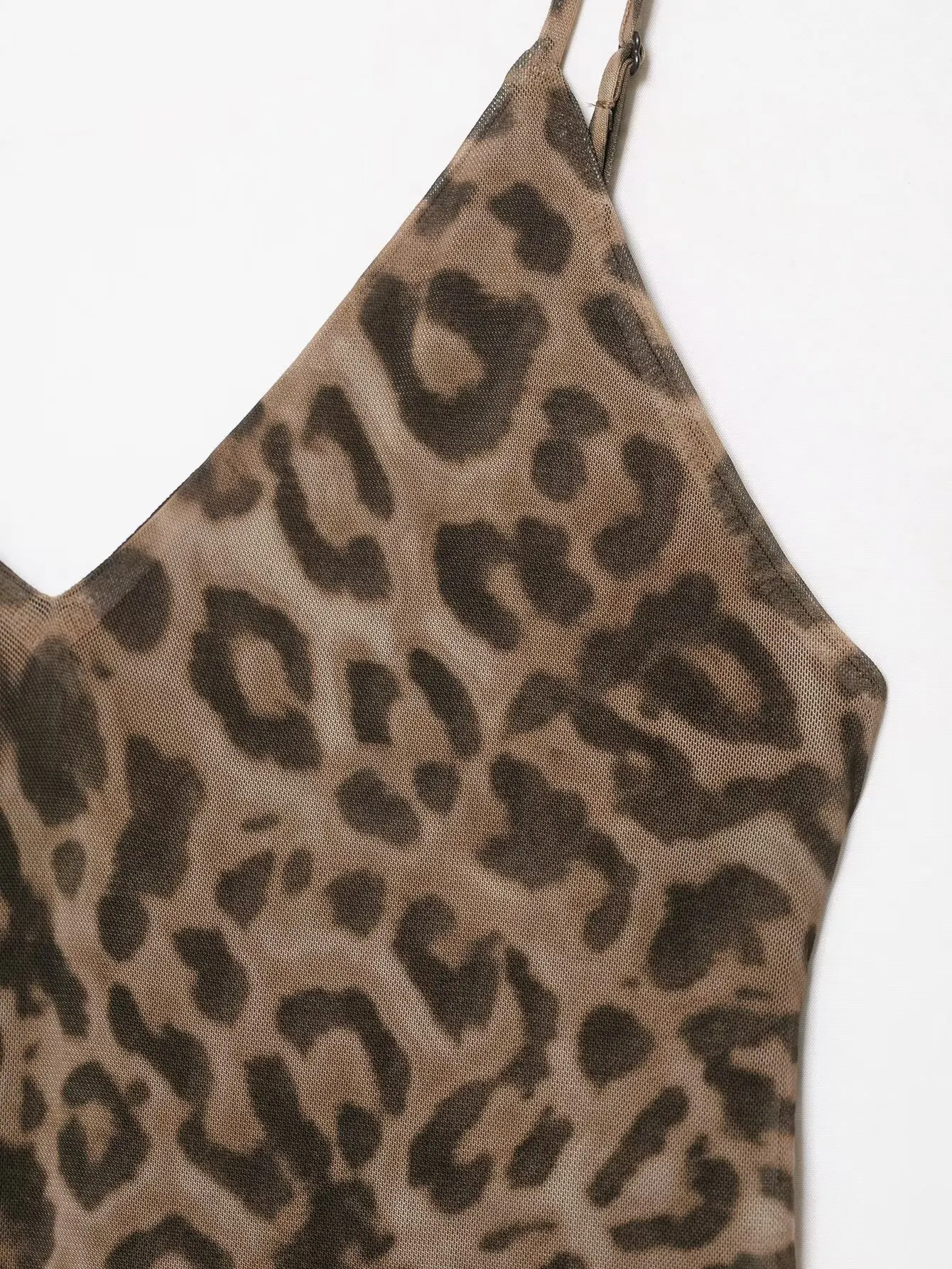 HH Vintage Muted Leopard Print Flowy Maxi Dress Summer V-Neck Thin Strap Pleated Slip Long Gown Women BeachTravel Casual Wear