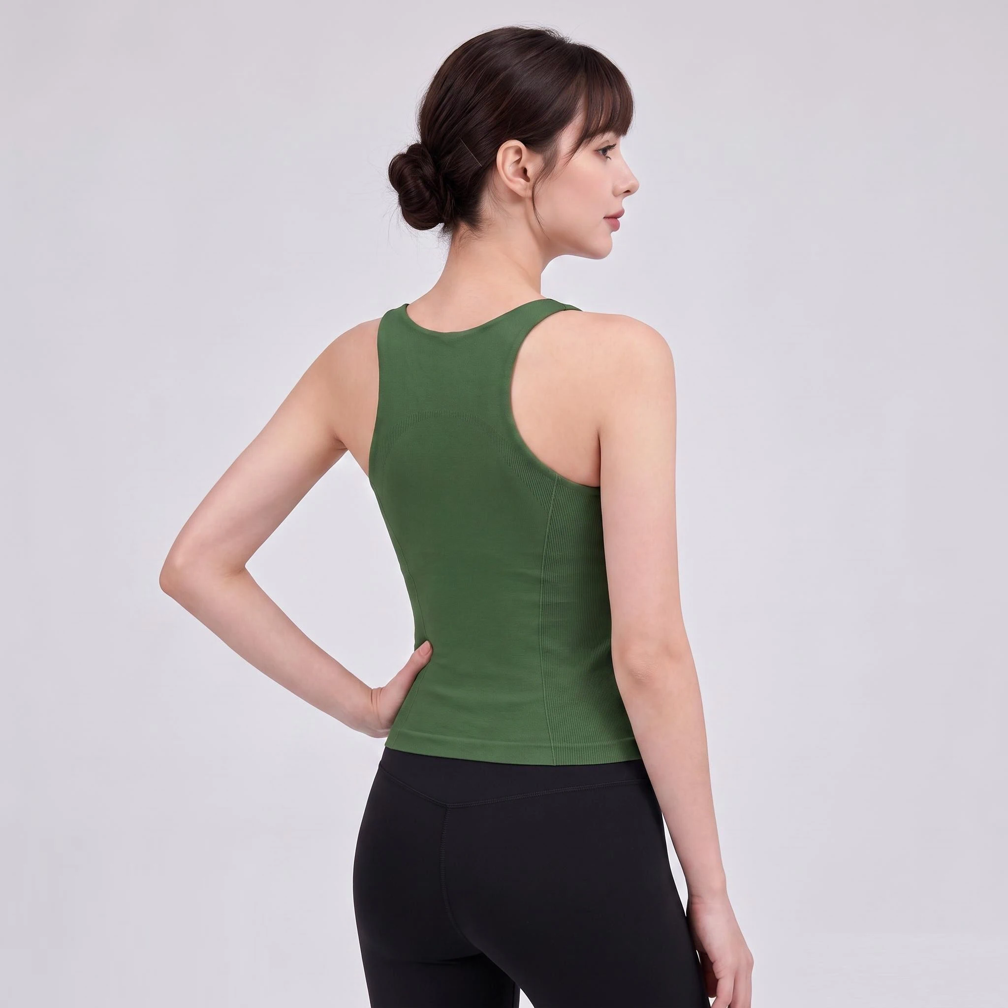 Figurbetontes, ärmelloses Yoga-Top – dehnbares, atmungsaktives Tanktop mit Falten, schnelltrocknende Sportbekleidung für Fitness, sexy, figurbetontes Sport-BH. – Detail 4