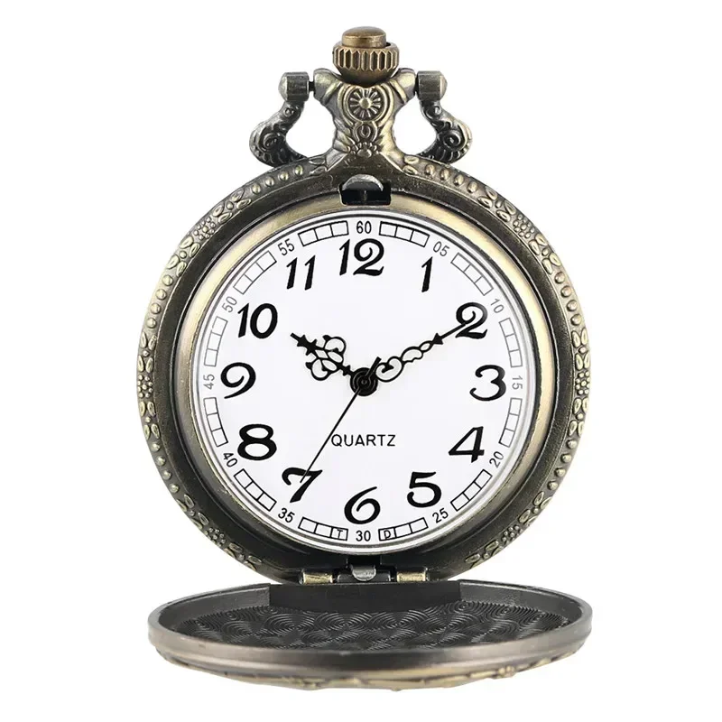 Retro Engraved Wolf Animal Pattern Bronze Quartz Analog Pocket Watch with Pendant Leaf Accessory Arabic Number Necklace Chain